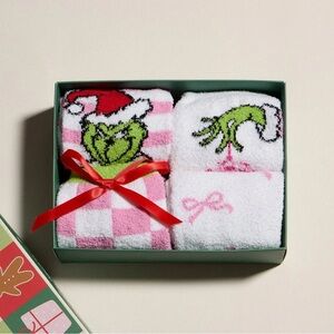Holiday Grinch Socks Set